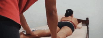 Pijatan Mas TONO Buat Tante RIMA Minta Di Entot